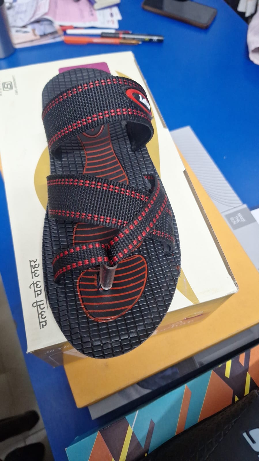 Lehar Black Red Sandal